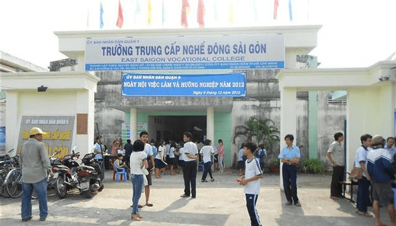 Trường Trung cấp Đông Sài Gòn