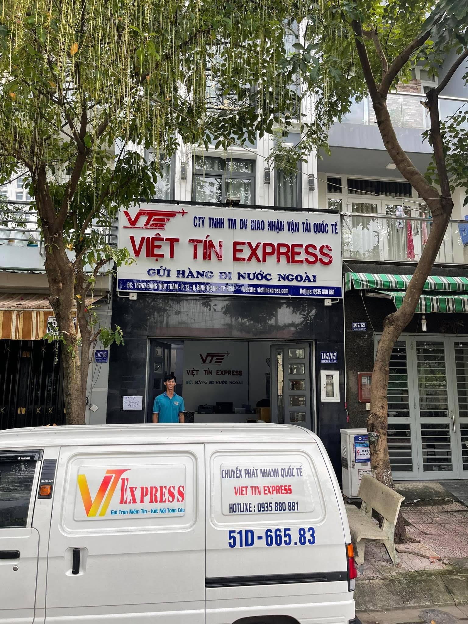 Việt Tín Express