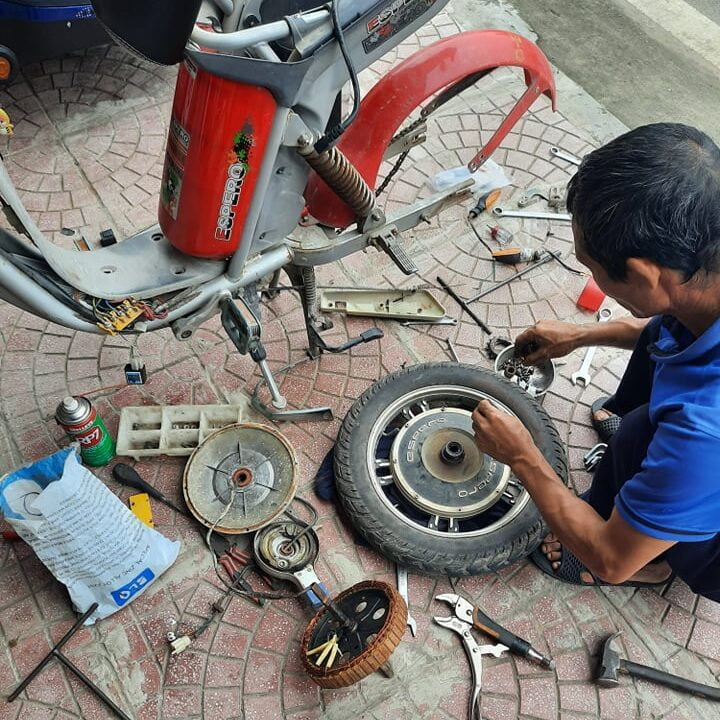 Dạy nghề sửa chữa xe đạp điện xe máy điện