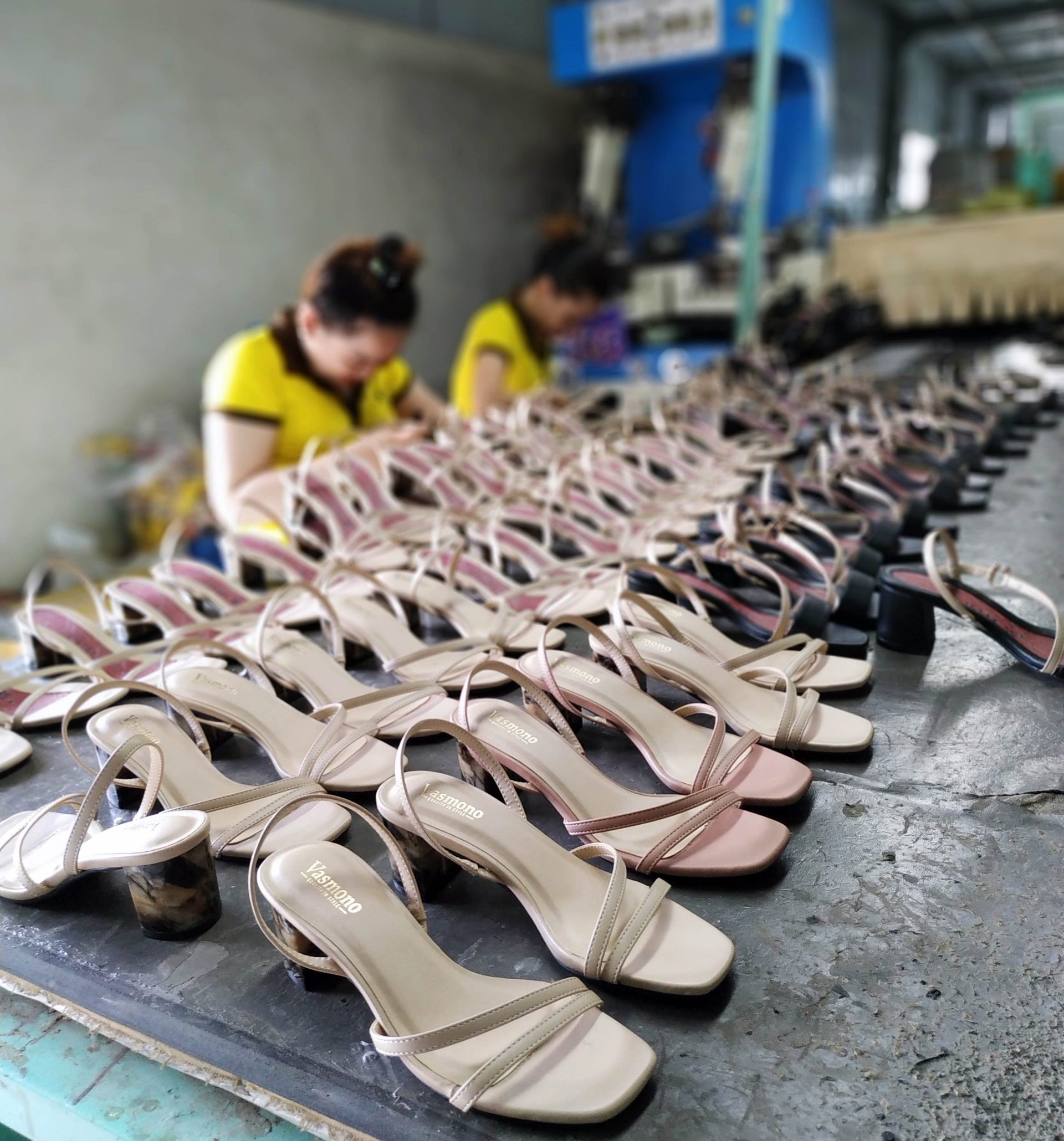 Xưởng giày dép giá sỉ Tp HCM
