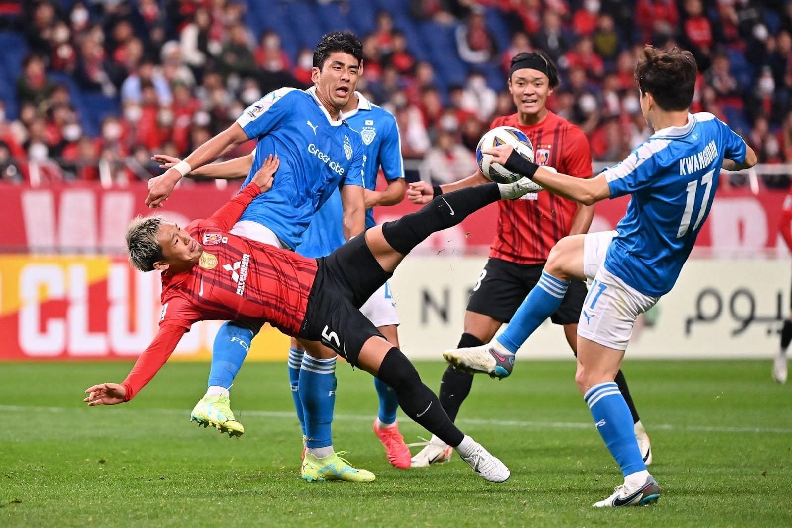 Nhận định trận Urawa Red Diamonds vs Avispa Fukuoka